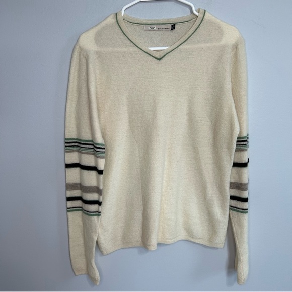 Smartwool Cream Ivory 100% Wool V-Neck Sweater Striped Sleeves Men’s Size Large - Picture 1 of 5